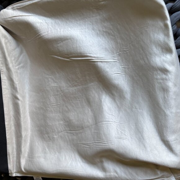 Elwood Weekend Tote - NWT - Picture 7 of 7